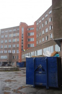 Rand&Tuulberg AS alustas novembri alguses haigla keskosas lammutamisega. Fotol olevale estakaadile rajatakse tulevane peasissekäik. 